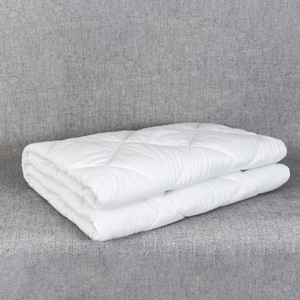 Одеяло 220*200  стеганое стандарт "Hotel Collection" Белый
